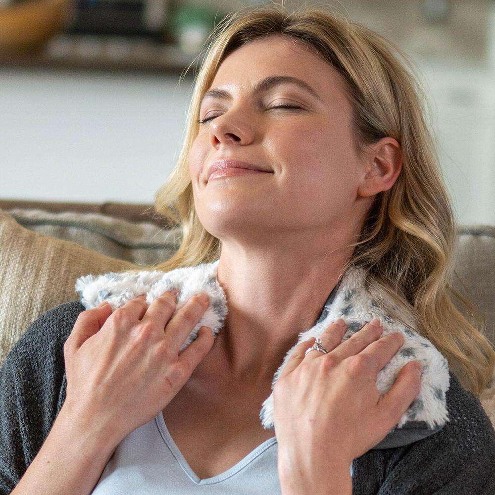 Snowy Neck Wrap Warmies - Light Storage